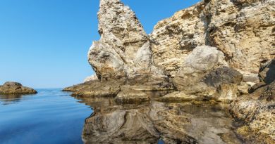 Экскурсия из Судака: Морская прогулка к мысу Меганом (бухта Гравийная)  фото 9499